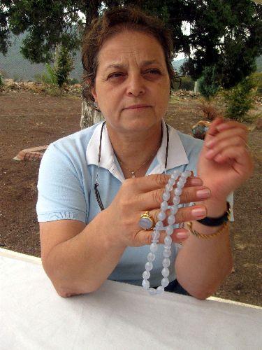 Dedelerimizin saban taşı olarak kullandığı Kalsedon, şimdi dünya sosyetesinin gözde takısı...