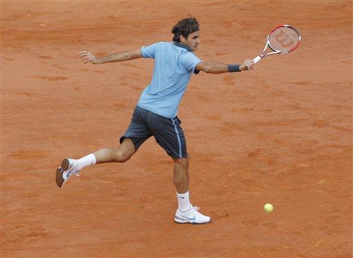 Roland Garros'u hiç kazanamamış 13 Grand Slam şampiyonu Roger Federer, hayatının en büyük hayalini gerçekleştirip daha önce 3 kez finalde Nadal'a yenildiği Fransa Açık'ta şampiyon oldu...