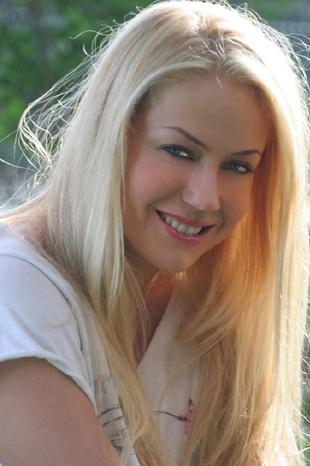 <p><strong>Yeliz Yeşilmen</strong><br />"Ben böceklerden çok korkuyorum. Onların boynuzları beni çok etkiliyor."</p>