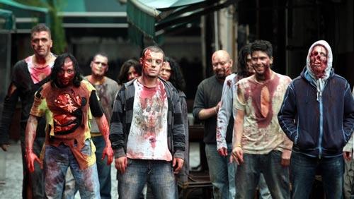 FOX International Channels'ın FX kanalında yayımlanan ve zombileri konu alan ''The Walking Dead'' adlı dizi için İstanbul, New York, Washington, Boston, Chicago, San Francisco, Los Angeles, Madrid, Roma, Taipei, Hong Kong, Singapur, Dubai, Sofya, Belgrad, Johannesburg, Londra, Lizbon, Sao Paolo, Buenos Aires, Santiago, Karakas, Bogota, Mexico City ve Guatemala'da tanıtım filmi çekildi.