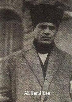 Yen, 1923 yılında kurulan Türkiye idman cemiyetleri İttifakı'nın kurucuları arasında yer aldı ve başkanlığını yaptı. 1924 Paris olimpiyatlarına katılan Türk kafilesinin başkanlığını yaptı.