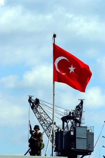 TCG Giresun Fırkateyni Aden Körfezi'nde görev yapan uluslararası deniz gücüne katılmak üzere Marmaris Aksaz'daki deniz üssünden yola çıktı.