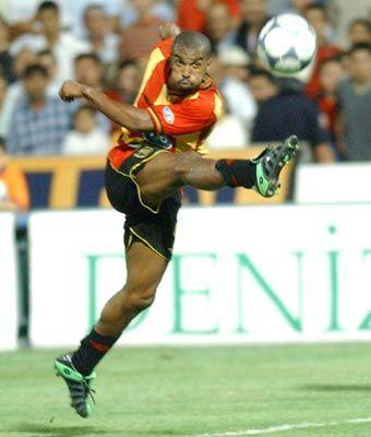 Mertol Karatay (Joao Batista)