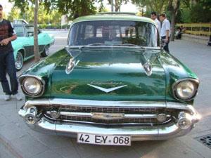 yarım asırlık tek kapı steyşın chevrolet