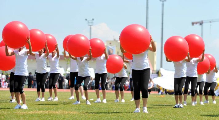 Antalya'da 23 Nisan Ulusal Egemenlik ve Çocuk Bayramı çeşitli etkinliklerle kutlandı.