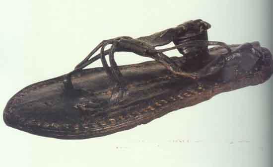 Hz. Muhammed'in Giydiği Sandalet