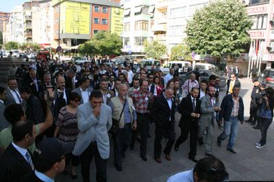 Kocaeli'nde gazetecilere dayak protesto edildi