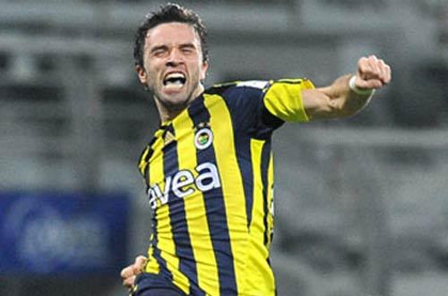 Şampiyonlukta büyük pay sahibi olan Gökhan Gönül güzel futbolunu 3 golle taçlandırdı.