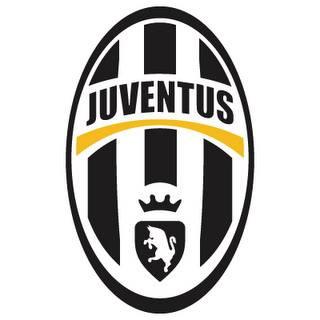 Juventus: Bir dönemin efsane takımı Juventus şike skandalı sonrası eski günlerine dönmeye çalışıyor. Torino ekibinin toplam değeri yaklaşık 250 milyon avro civarında. Yedek kulübesinde ise 80 milyon avro civarında.