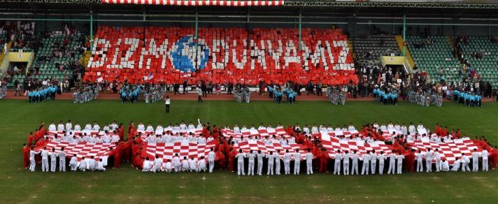 Kocaeli'nde 23 Nisan Ulusal Egemenlik ve Çocuk Bayramı çeşitli etkinliklerle kutlandı.