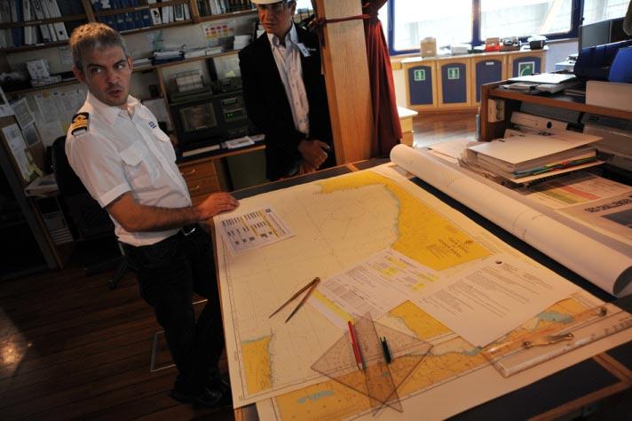 TPAO adına 3 boyutlu sismik veri toplayacak Norveç bayraklı Oceanic Challenger isimli gemi, Antalya Limanı'na geldi. İşte Türkiye'nin petrol arayacağı gemi: