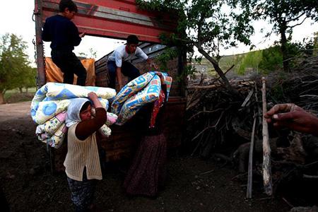 Habert&uuml;rk gazetesi foto muhabiri Sedat Suna, foto r&ouml;portaj dalında 'Bilge K&ouml;y&uuml; katliamı' isimli 12 fotoğraflık serisi