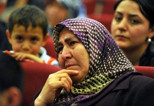 2009 yılı nda Hac görevini yerine getirecek vatandaşların kura çekimi Diyanet İşleri Başkanlığında yapıdı.Diyanet İşleri Başkanı Ali Bardakoğlu'nun da katıldığı kura çekim töreninde vatandaşlar bilgisayardan duvara aktarılan isimleri dikkatlice takip etti