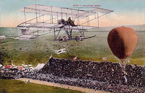 1921 yılında Fransız Oehmichen ilk helikopteri uçurdu