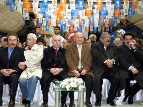 Vefat eden yapımcı, sanatçı ve AK Parti İstanbul Milletvekili Osman Yağmurdereli