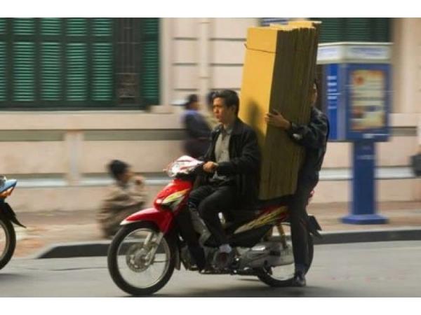 Bisiklet deyip küçümsemeyelim arabadan farksız ve ona sığdıramadıkları şey yok!