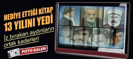 <br> <br>Türkiyede düşünce suçu ve fikir özgürlüğünün tarihi, şaşırtıcı olduğu kadar trajik hayat hikâyeleriyle örülü. 1944te yürütülen Turancılık soruşturmasında, Nihal Atsız, Reha Oğuz Türkkan ve Osman Yüksel Sendengeçtinin konulduğu tabutluklardan 1950'lere gelindiğinde bu kez Şefik Hüsnü, Ruhi Su ve Zeki Baştımar geçiyordu. Kemal Tahir, Nazım Hikmet de gizli cemiyet kurmak suçlamasıyla yargılandı, Bediüzzaman Said Nursi ve Necip Fazıl Kısakürek de
Sistem Eşref Edipe de tahammül edemedi, Sabahattin Aliye de
<br> <br>
Düşüncenin sanık sandalyesinde olduğu davalar yakından incelendiğinde ise adil yargılama ve savunma hakkı gibi en temel demokratik hakların ihlal edildiği görülüyor. İşte farklı dünya görüşleriyle yakın tarihimizde iz bırakan aydınların sürgün ve cezaevlerinde kesişen hikâyeleri:<br> <br>Kimi boş yere yıllarca hapis yattı, kimi sürgüne gönderildi. İşte farklı dünya görüşleriyle yakın tarihimizde iz bırakan ve aynı acı kaderi paylaşan aydınlar...