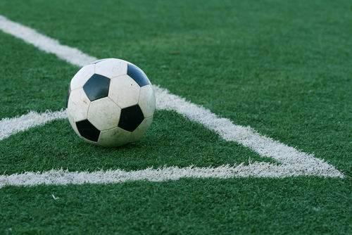 Willenhall Town Ladies-Burton Brewers maçı, Guinness Rekorlar Kitabı'na girdi. Ortalama her 1,5 dakikada 1 gol atan Willenhall Town, maçı 57-0 kazandı.