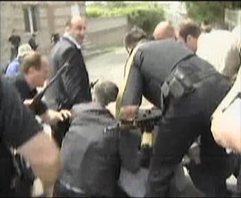 Gürcistan Cumhurbaşkanı Mihail Saakaşvili Gori'de korku dolu anlar yaşadı.