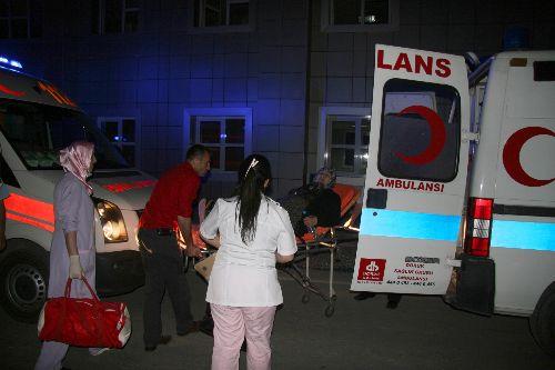 Bursa Yıldırım Merkez İlçesi'nde Şevket Yılmaz Devlet Hastanesinde yangın çıktı. 1'i çocuk 39 hastanın başka hastanelere sevk edildiği yangın sonucu 3'ü kadın 8 kişi hayatını kaybetti.