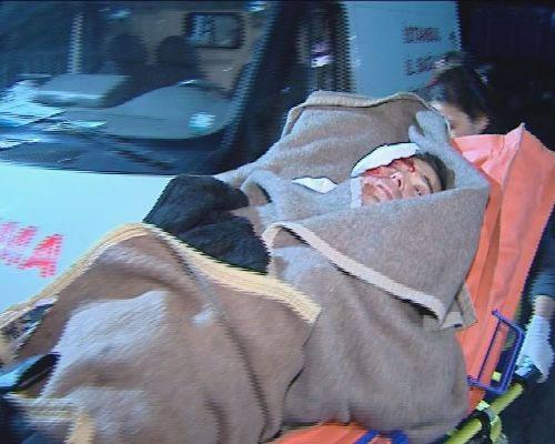 Aracından Haliç'e fırlayan taksi sürücülerinden biri yaralı halde yaklaşık 1 kilometre yüzerek kıyıya çıkmayı başardı.