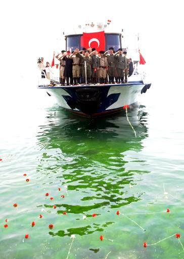 ustafa Kemal Atatürk'ün 90 yıl önce 16 Mayıs 1919'da Şişli'deki Atatürk Müzesi olan evinden yola çıkışı canlandırıldı.