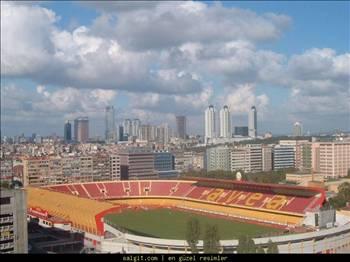 Galatasaray bu stat'ta Avrupa'nın birçok ünlü kulübünü yendi. Bunlar arasında Real Madrid ,AC Milan,FC Barcelona,Manchester United, Juventus,Liverpool,Bologna,SS Lazio, Leeds United,R. Mallorca,Paris Saint Germain,Glasgow Rangers,Olympiakos, Bordeaux, AS Monaco, Athletic Bilbao, Deportivo de La Coruña, PSV Eindhoven, Bologna gibi Avrupa'nın üst düzey kulüpleri bulunuyor.