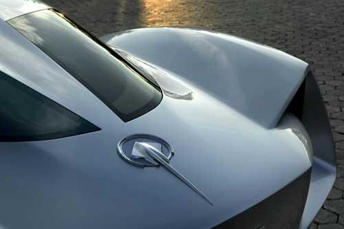 Transformers'ın kahramanı: Corvette Sting Ray