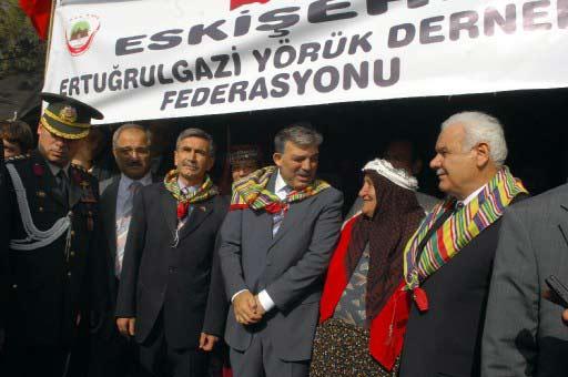 727. Ertuğrul Gazi'yi Anma ve Söğüt Şenlikleri'ne katılmak üzere Söğüt'e gelen Cumhurbaşkanı Abdullah Gül