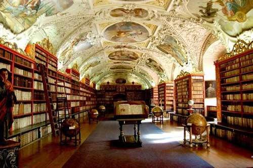 Strahov Teoloji Kütüphanesi