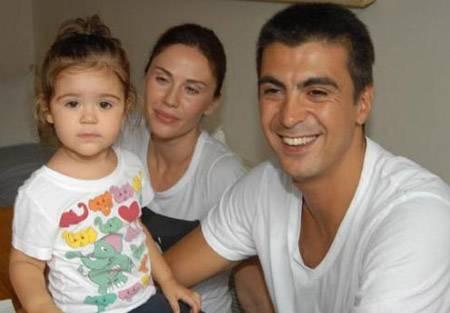 DEMET ŞENER FENER KAZANIR 2-0