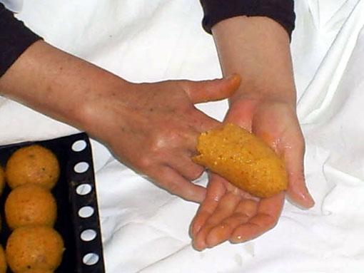 Lezzet topları hünerli parlaklarda böyle şekilleniyor.