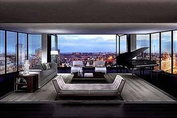 <strong>3. The Penthouse, Londra, İngiltere: 200 milyon dolar
</strong>
Ünlü Number One Hyde Park adresindeki diğer muhteşem 82 dairenin en üstünde yer alan dünyanın en pahalı apartman dairesinin metrekaresi 60.000 sterlin.