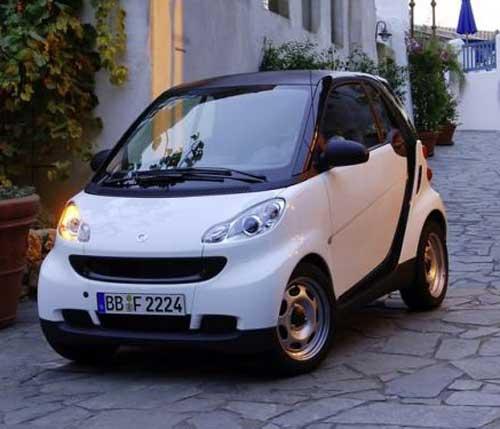 SMART - Fortwo coupe CDI pure-Şehir dışı yakıt tüketimi 100 km'de 3.2, şehir içi yakıt tüketimi 3.4 litre