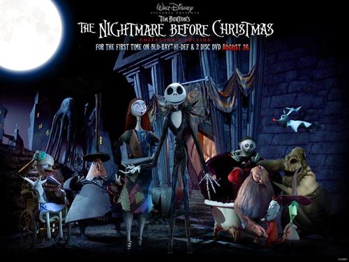 8- The Nightmare Before Christmas (1993): Henry Selick'in yönettiği ''stop-motion'' tekniğiyle çekilen animasyon, Tim Burton'ın öyküsünden uyarlandı. Disney yapımı animasyon, Halloween Kentinin Balkabağı Kralı olmaktan usanan Jack Skellington'ın heyecan verici birşeylerin arayışına girmesini ve bu arayışta Christmas Kentini bulup tüm dünya üzerinde Noel gecesi çocuklara oyuncak dağıtma görevini Noel Baba'dan devralmaya karar vermesini konu alıyor.