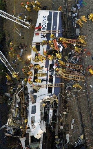 Tren kazası sonrası can pazarından 50 kare