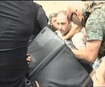 Gürcistan Cumhurbaşkanı Mihail Saakaşvili Gori'de korku dolu anlar yaşadı.
