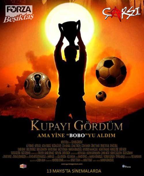Beşiktaş'ın ünlü taraftar grubu Çarşı adına hazırlanan bu afiş Fenerbahçeli taraftar gruplarını çıldırtmaya aday... İşte Çarşı'nın Kupayı Gördüm filminin afişi