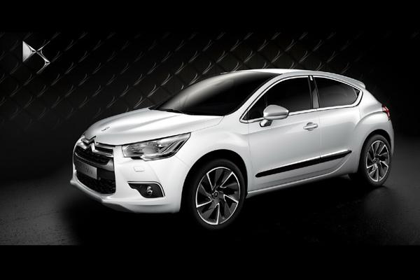 <p><strong>CITROEN </strong>İlk yarıda DS5 ve makyajlı C1, İkinci yarıda ise Citroen’in ilk crossover’ı olan C4 Aircross’un lansmanı yapılacak.</p>