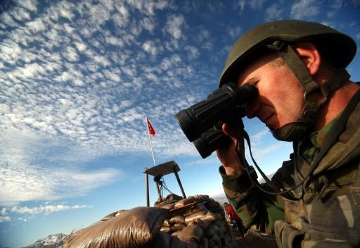 Türkiye, Kurban Bayramı'nın sevincini yaşarken, o sevincin huzur içinde yaşanabilmesi için Mehmetçik, sınırda terörle mücadeleyi kesintisiz sürdürüyor.