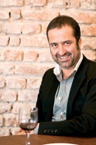 SERDAR BİLGİLİ
Beşiktaş Kulübü eski başkanlarından, iş adamı Serdar Bilgilinin teknesinin ismi Extreme