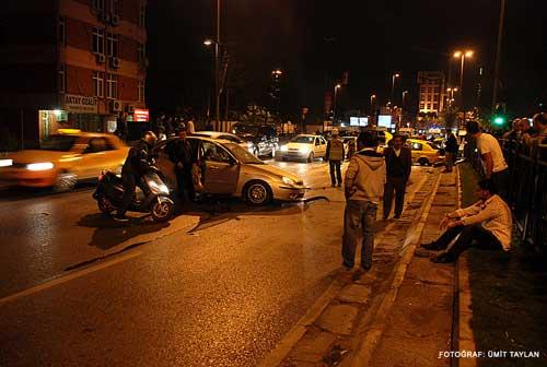 Levent'te meydana gelen kaza sonrası çekilen fotoğraflar