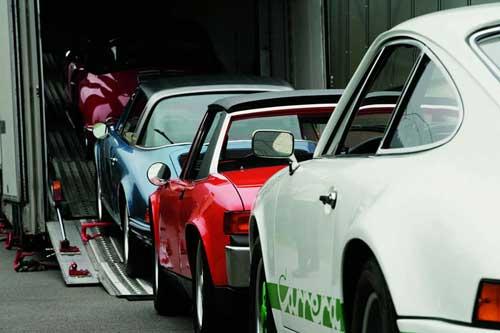 Porsche müzesinde tarihi gezinti