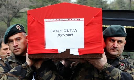 Özel Harekat Dairesi Başkanı Behçet Oktay için Emniyet Genel Müdürlüğü'nün Dikmen'deki binasında tören düzenlendi