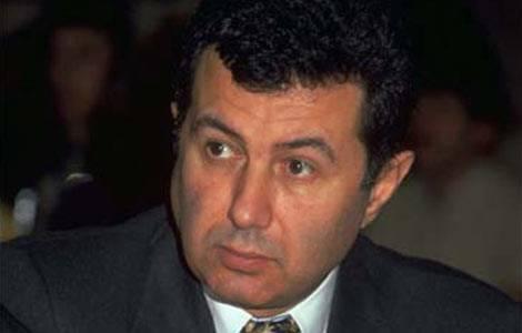 <strong>Mehmet Emin Karamehmet</strong> (2,8 milyar-Çukurova Holding)