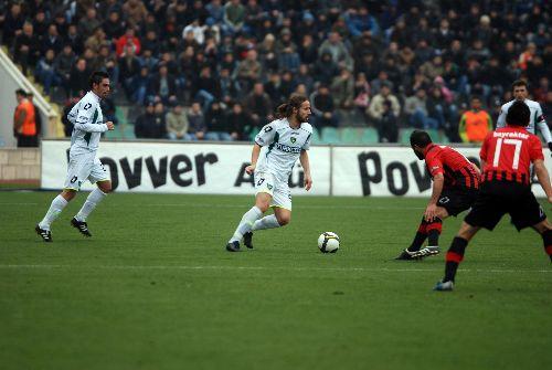 Super Lig'de Denizlispor, Gaziantepspor'u 2-0 yendi.