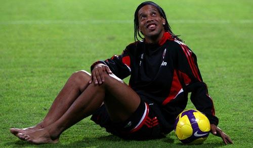 Ronaldinho (Brezilya) Milan'dan Flamengo'ya