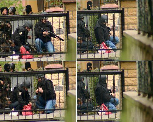Kadıköy Bostancı'da polisin bir hücre evine düzenlediği baskın sonucu çıkan çatışmada çok sayıda polis, bir gazeteci ve vatandaş yaralandı