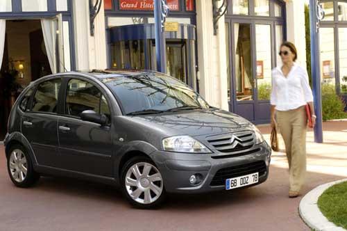 CITROEN - C3 1.4 HDi X Furio 5K-Şehir dışı yakıt tüketimi 100 km'de 3.8, şehir içi yakıt tüketimi 5.3 litre.