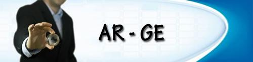 <br><br><br><br><br><br>8 - İş birlikleri konusunda hala bir adım atamadığımız da ortada. KOBİ'lerin bir araya gelmesi zaten kültürel olarak zorken, bu konuya yönelik bir teşviğin henüz çıkmamış olması da oldukça düşündürücü. Sanayi ve Ticaret Bakanlığı'nın özellikle iş birliği ağlarının oluşturulmasına destek sağlaması son derece kritik bir durumdur. TÜBİTAK'ın sağladığı İŞBAP desteği maalesef bunun için yeterli değil. Doğrudan strateji oluşturma ve koordinasyon çalışmalarını desteklese de yüzde 50'si destek, kalan yüzde 50'si KOBİ tarafından önceden hesaba yatırılmak koşuluyla verilen bir desteği kullanmak isteyen KOBİ sayısı sıfır. İŞBAP desteği, Teknoloji Platformlarının kurulması için kullanıldı, aslen hedeflenen buydu, bu anlamda anlamlı ve işe yarar bir destek oldu.
